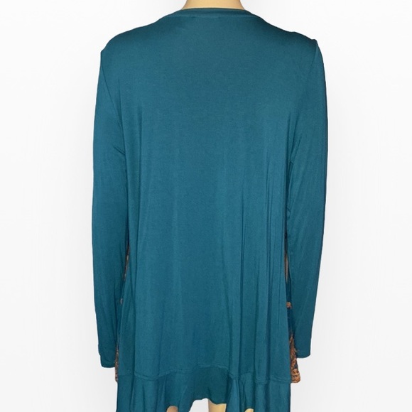 LOGO Lavish Boho with Lace Gold tone 
Tunic Size M - Picture 7 of 8